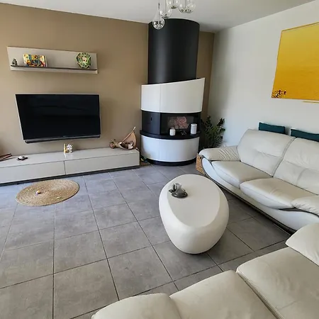 Villa North Of Montpellier, Close To Beaches *